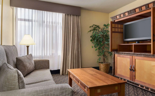 photo 3 of Wingate by Wyndham Greenwood Village/Denver Tech