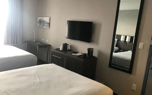 photo 4 of LeTap Hotel near AirTrain JFK Airport