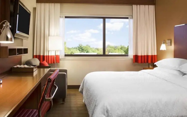 photo 4 of Wingate By Wyndham - Nashville-airport