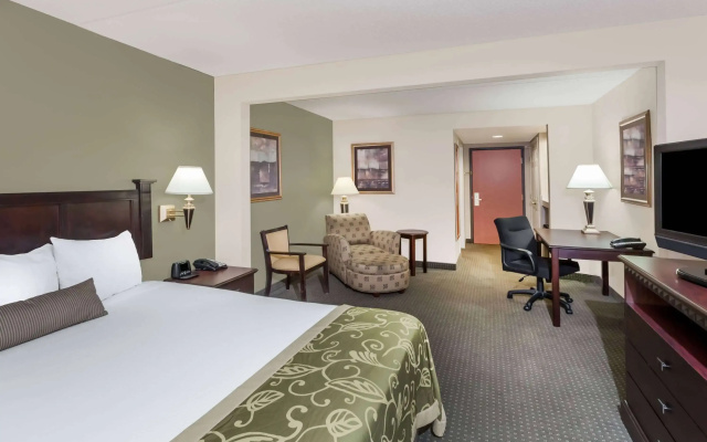 photo 5 of Wingate By Wyndham Peoria