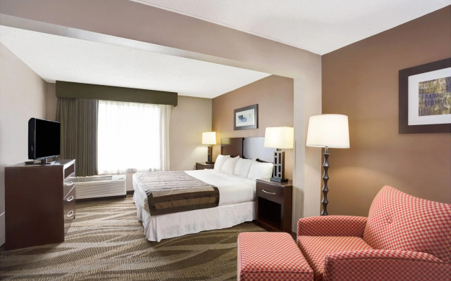 photo 5 of Wingate by Wyndham Raleigh Durham Airport RTP