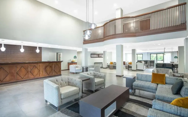 photo 2 of Wingate By Wyndham - Greenville-Airport