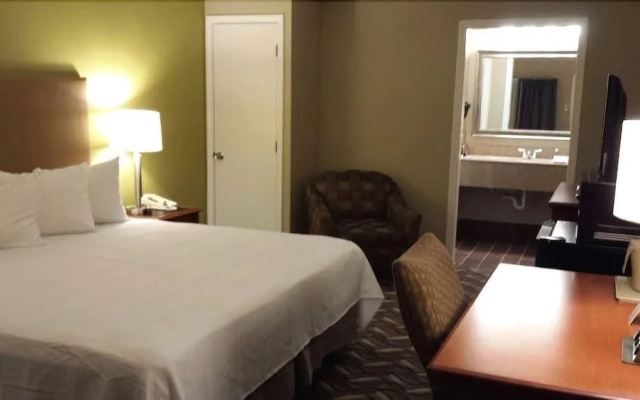 photo 4 of Wingfield Inn