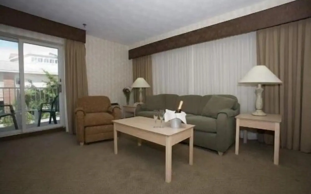 photo 5 of Winnapaug Inn