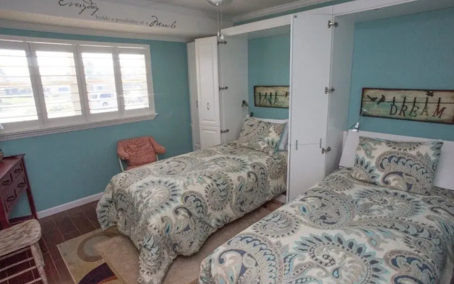 photo 2 of Win-San B-101 - 2 Br Condo