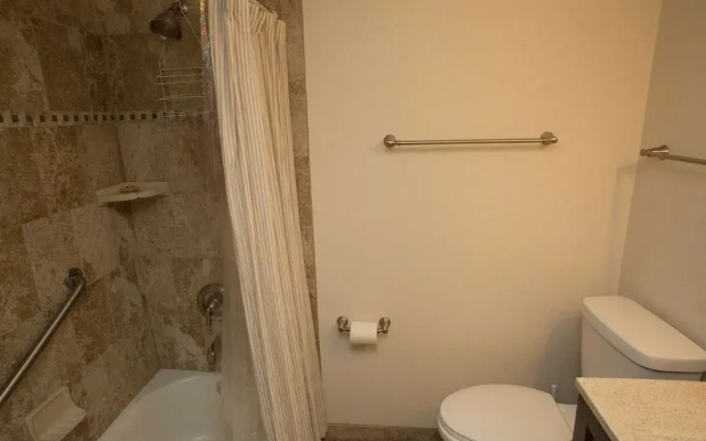 photo 5 of Win-San B-203 - 2 Br Condo