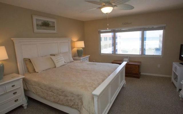 photo 2 of Win-San B-204 - 2 Br Condo