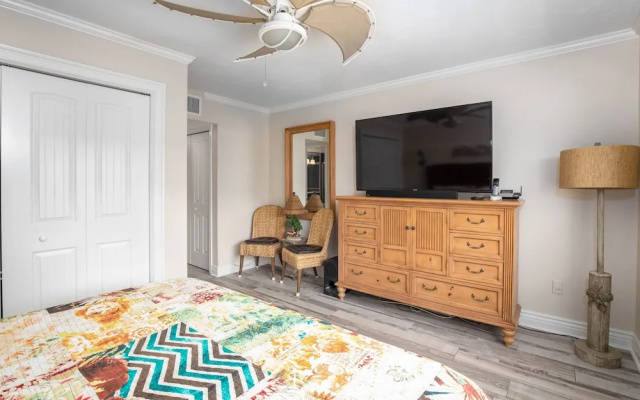 photo 3 of Win-san C-315 Ocean Front 2 Bed/ 2 Bath -third Floor 2 Bedroom Home