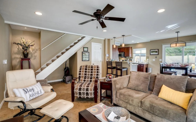 photo 2 of Winston - 2 Br Condo