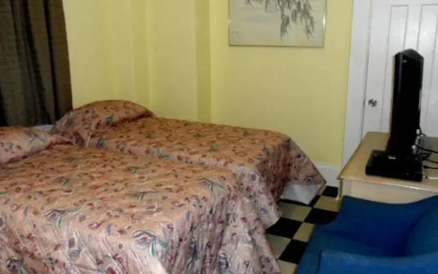 photo 2 of Winston Arms Apartments
