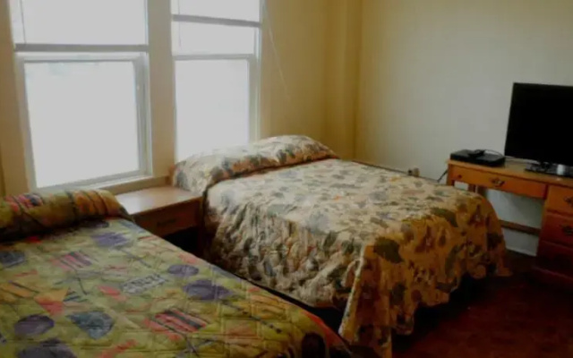 photo 4 of Winston Arms Apartments