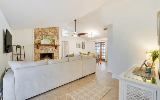photo 2 of Winter Haven Retreat w/ Private Pool!