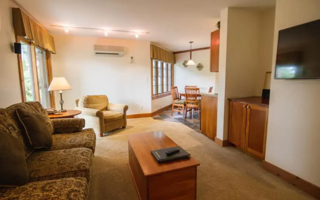 photo 3 of The Winwood Condominiums