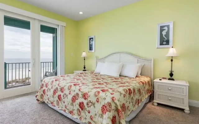 photo 3 of Wits End E by Meyer Vacation Rentals