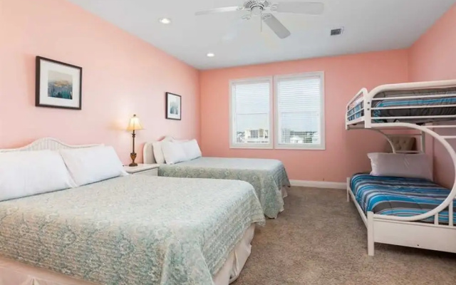 photo 4 of Wits End W by Meyer Vacation Rentals