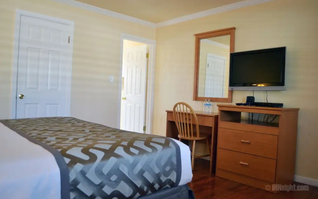 photo 3 of Wittle Inn