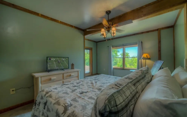 photo 2 of Wolfs Den by Escape to Blue Ridge