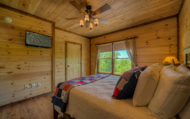 photo 5 of Wolfs Den by Escape to Blue Ridge