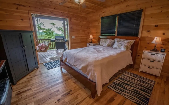 photo 3 of Wolf`s Den-minutes to Blue Ridge