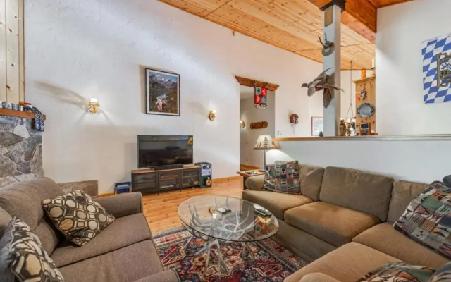 photo 3 of Wolf's Lair by Avantstay Swiss Chalet w/ Private Hot Tub & Access to Northstar Resort Community