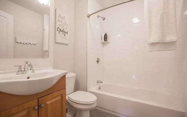 photo 4 of Wonderful 3BR in North End/little Italy