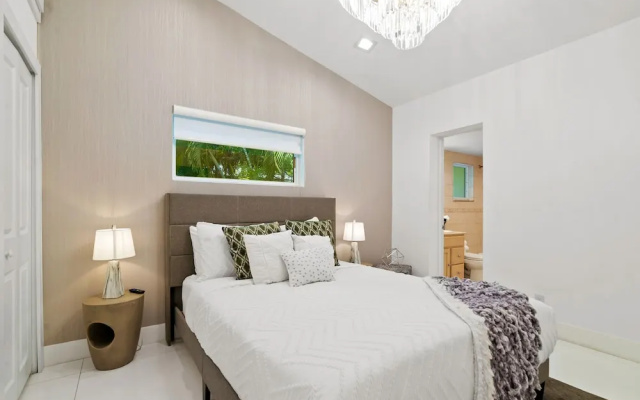 photo 3 of Wonderful 5BR House At Brickell Miami