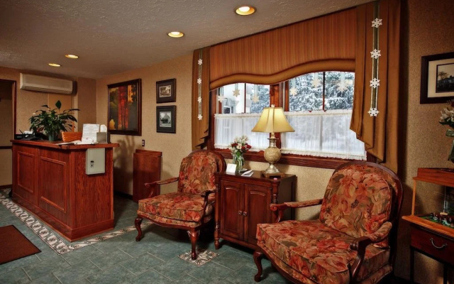 photo 2 of Woodfield Manor, A Sundance Vacations Property