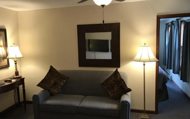 photo 5 of Woodfield Manor, A Sundance Vacations Property