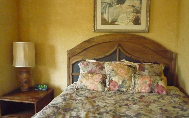 photo 4 of Woodland Hills Calabasas Guesthouses