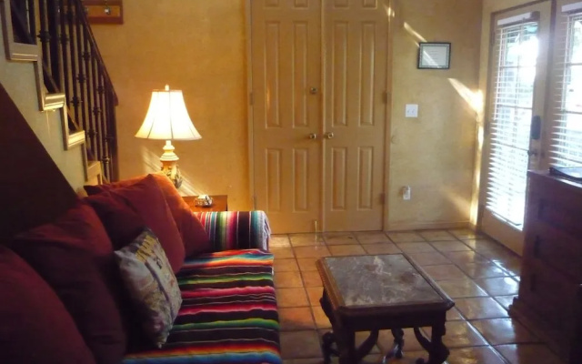 photo 5 of Woodland Hills Calabasas Guesthouses