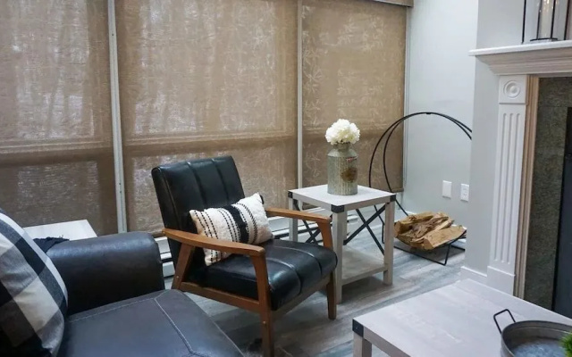 photo 2 of Woodlands Loft for a Perfect Getaway