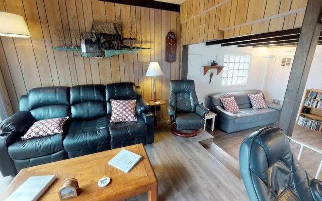 photo 5 of Woodley Beach House