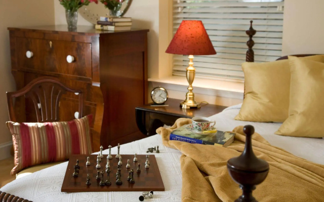 photo 2 of Woodley Park Guest House