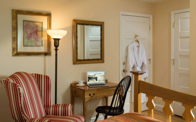 photo 3 of Woodley Park Guest House
