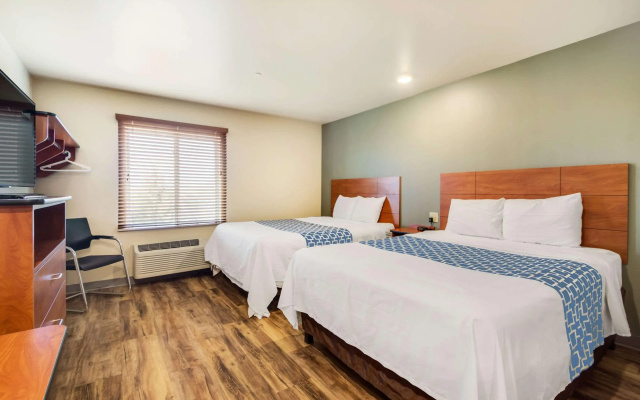 photo 5 of Econo Lodge Burlington I-70
