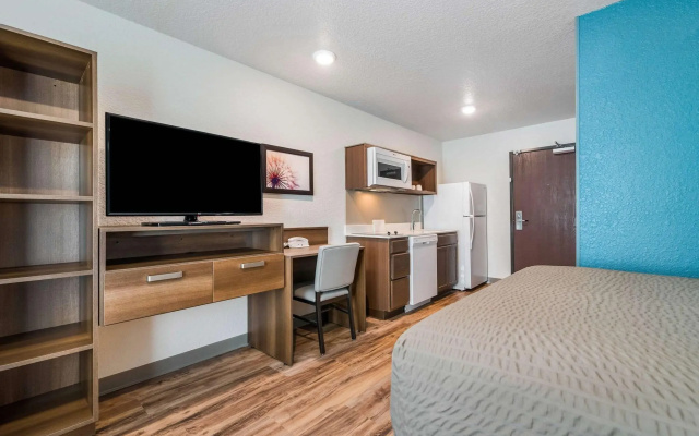 photo 3 of WoodSpring Suites Davenport FL