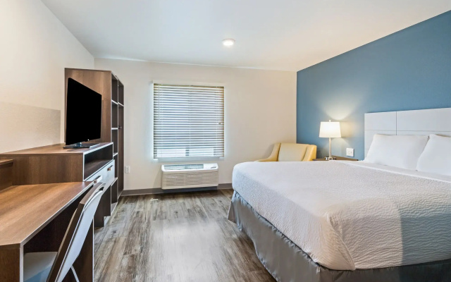 photo 4 of WoodSpring Suites Davenport Quad Cities