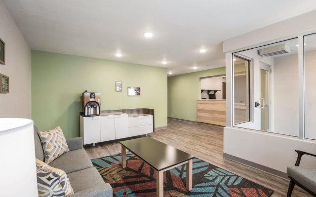 photo 2 of WoodSpring Suites Detroit Madison Heights