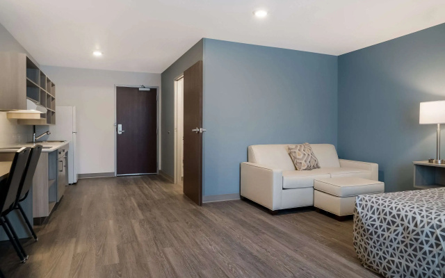 photo 4 of Woodspring Suites Detroit Sterling Heights