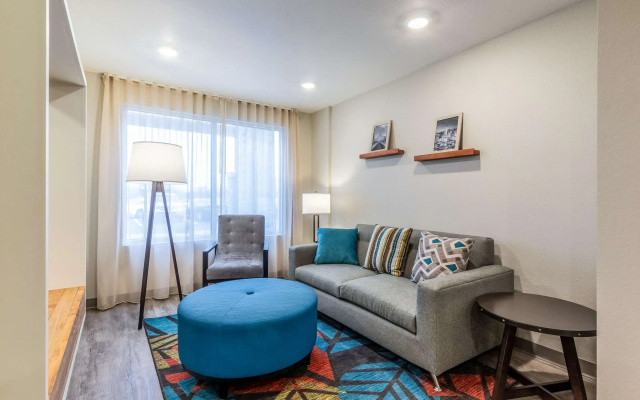 photo 4 of WoodSpring Suites Indianapolis Castleton