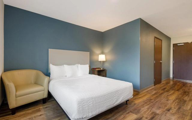photo 4 of Woodspring Suites Panama City Beach