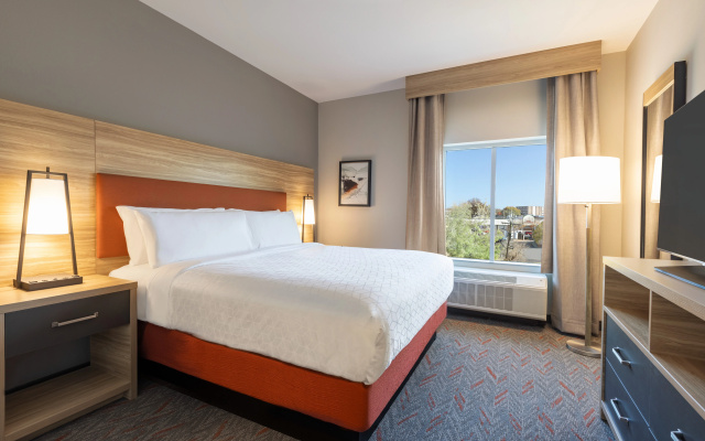 photo 2 of Candlewood Suites Pecos by IHG