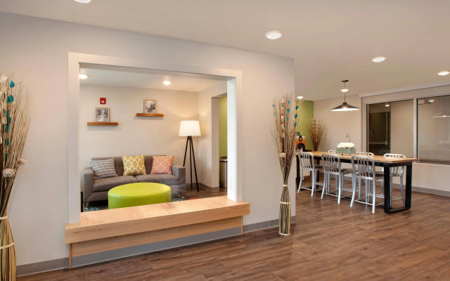 photo 2 of WoodSpring Suites Quantico