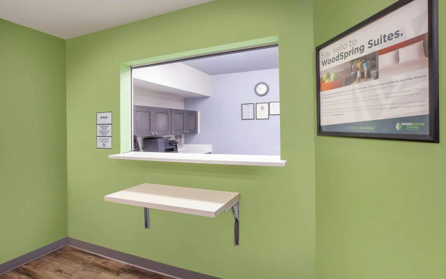 photo 3 of WoodSpring Suites San Antonio North Live Oak I-35