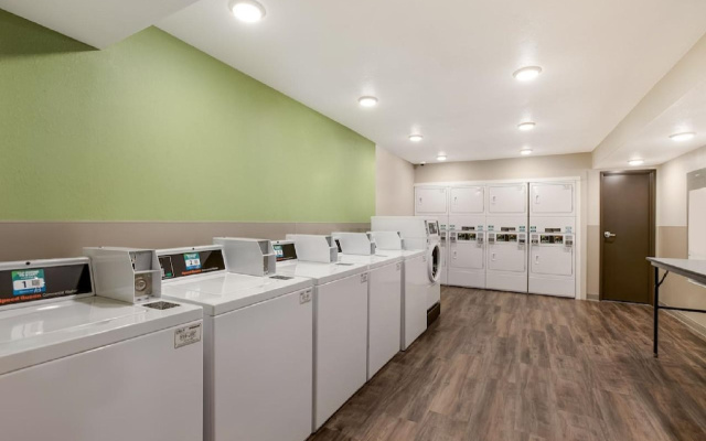 photo 2 of WoodSpring Suites South Brunswick - Princeton