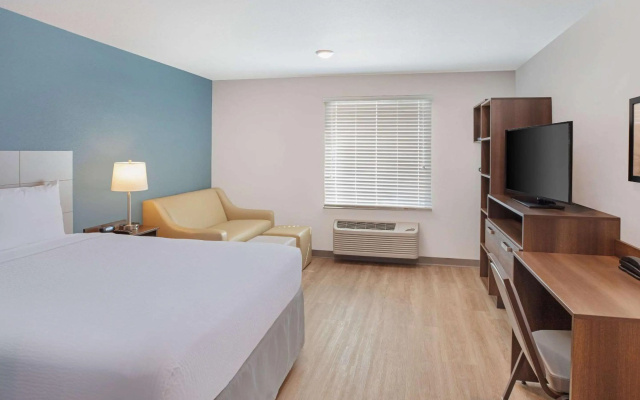 photo 4 of WoodSpring Suites Washington DC East Arena Drive