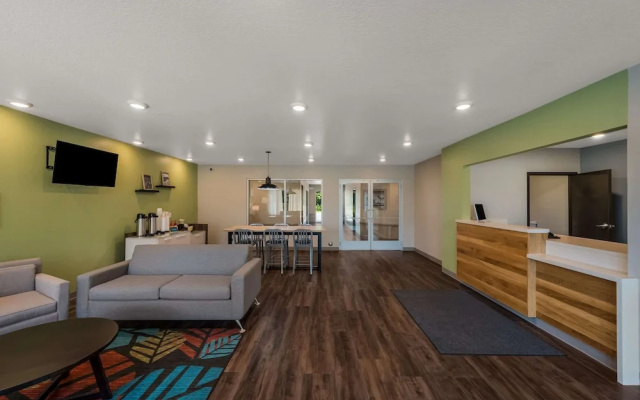 photo 3 of Woodspring Suites West Palm Beach