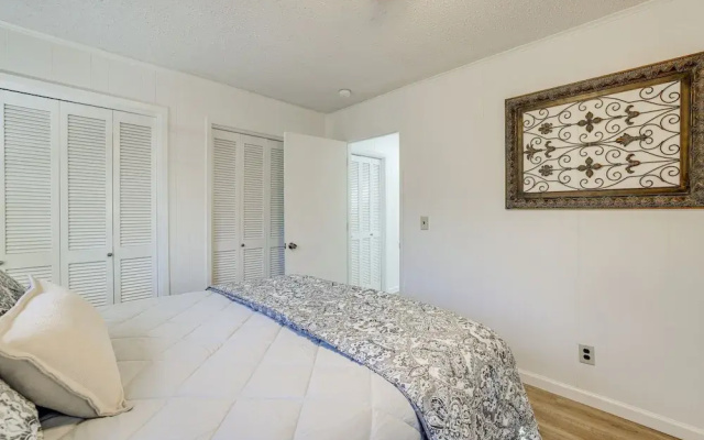 photo 3 of Woodsy Bella Vista Vacation Rental w/ Game Room!
