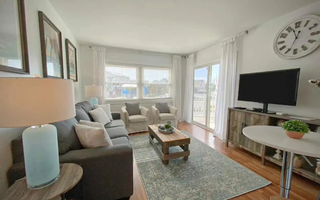 photo 4 of Wright By The Pier by Sea Scape Properties