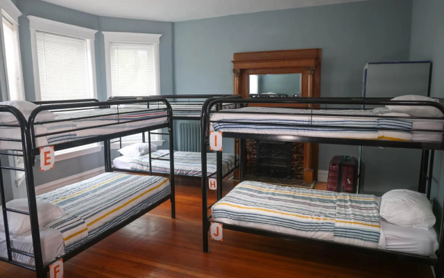 photo 5 of Wrigley Hostel